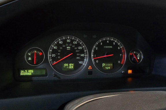 Volvo XC70 16 of 23