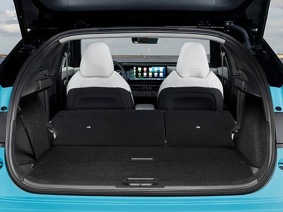 Nissan Leaf 8 of 11