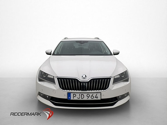 Skoda Superb 3 of 5