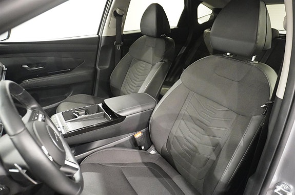 Hyundai Tucson 8 of 14