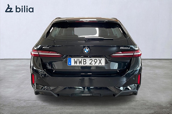 BMW 520d 4 of 5