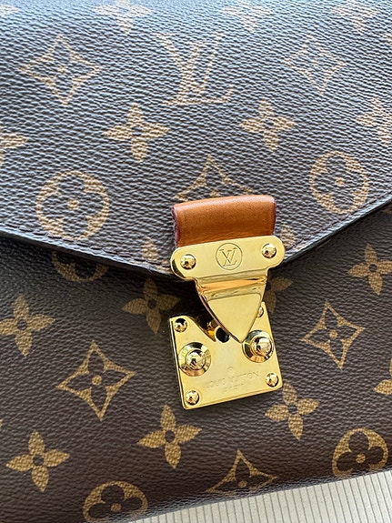 Product image 12 of 17