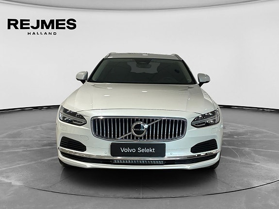 Volvo V90 9 of 15