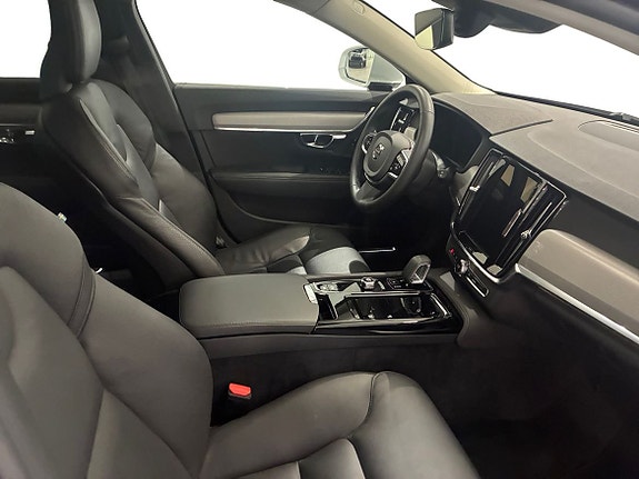 Volvo V90 4 of 5