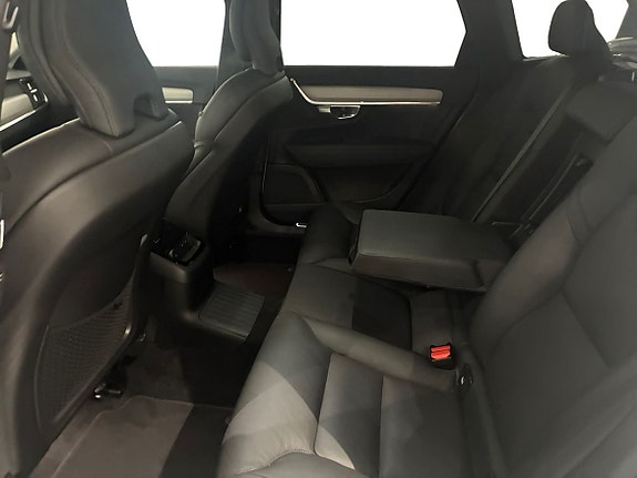 Volvo V90 7 of 15