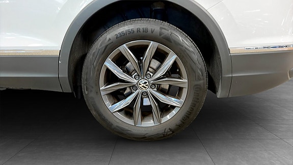 Volkswagen Tiguan Allspace 6 of 13