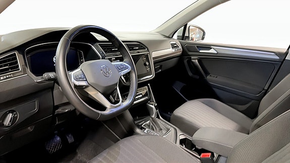 Volkswagen Tiguan Allspace 7 of 13