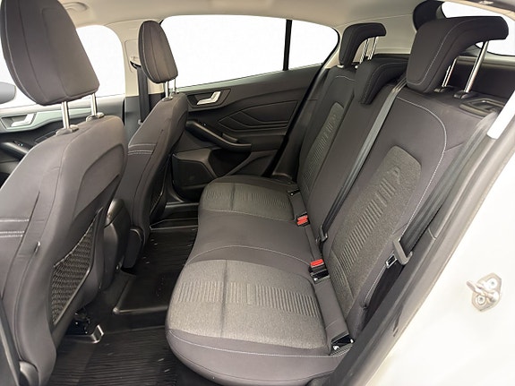 Ford Focus 27 of 30