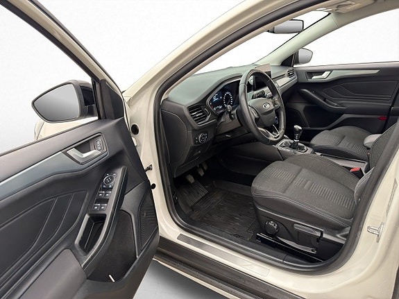 Ford Focus 10 of 30