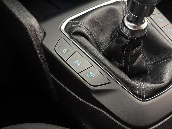 Ford Focus 23 of 30