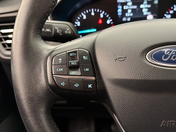 Ford Focus 13 of 30