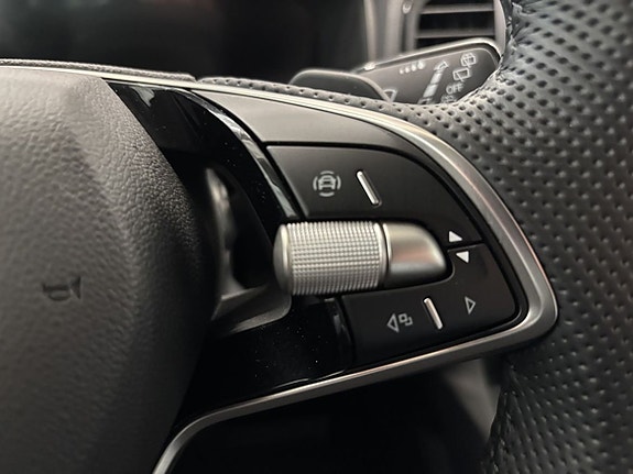Skoda Karoq 13 of 19