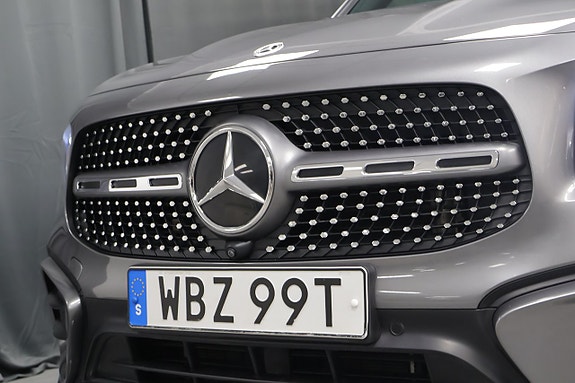 Mercedes-Benz GLB200 7 of 26