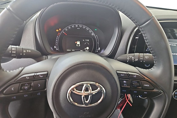 Toyota Aygo X 12 of 16