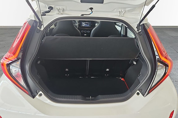 Toyota Aygo X 10 of 16