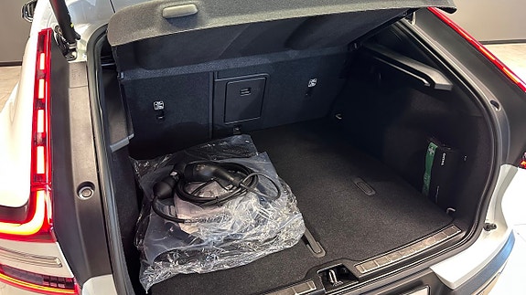 Volvo C40 17 of 23