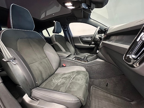 Volvo C40 11 of 23