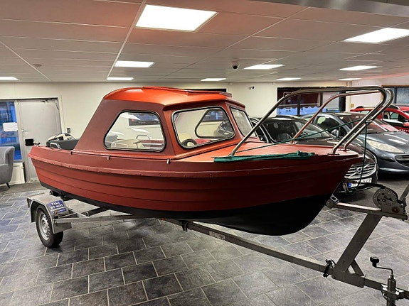 Motorbåt för lek & fiske 3 of 6