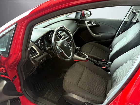 Opel Astra 11 of 15