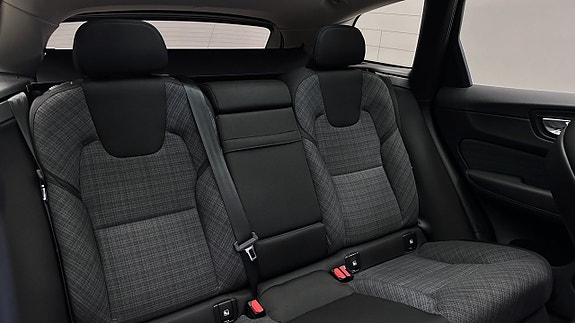 Volvo XC60 9 of 22