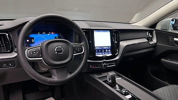Volvo XC60 7 of 22