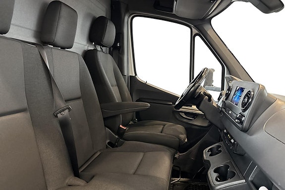 Mercedes-Benz Sprinter 317 9 of 18