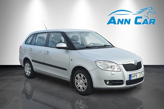 Skoda Fabia 5 of 9