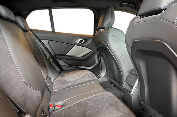 BMW 120 15 of 21