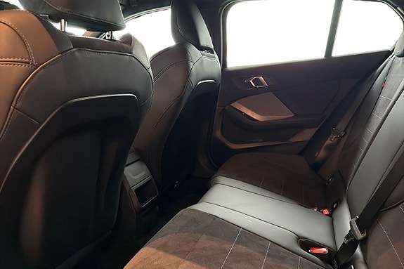 BMW 120 14 of 21