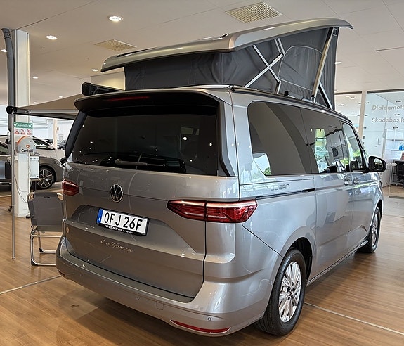 Volkswagen California 3 of 5