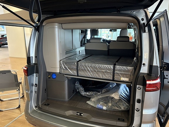 Volkswagen California 11 of 11