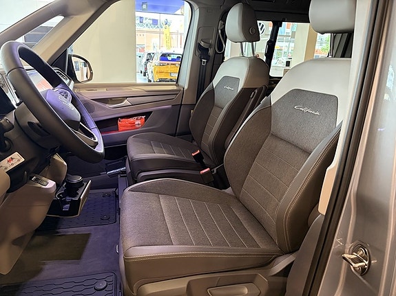 Volkswagen California 7 of 11