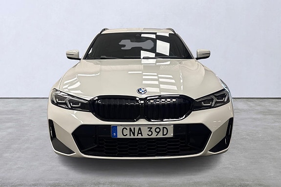 BMW 330e 7 of 25