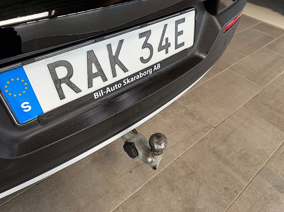 Volvo XC40 13 of 27