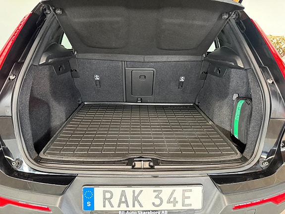 Volvo XC40 11 of 27