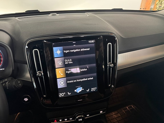 Volvo XC40 24 of 27