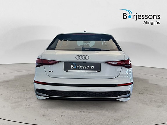 Audi A3 5 of 5