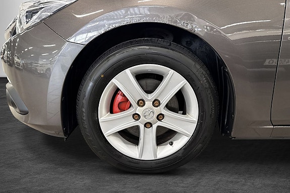 Mazda 3 2 of 5