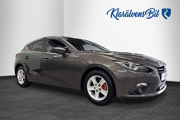 Mazda 3 4 of 5