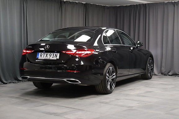 Mercedes-Benz C300 e 2 of 5