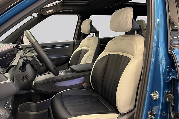 Kia EV9 8 of 21