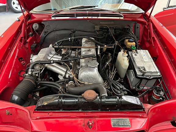 Mercedes-Benz W111 18 of 20