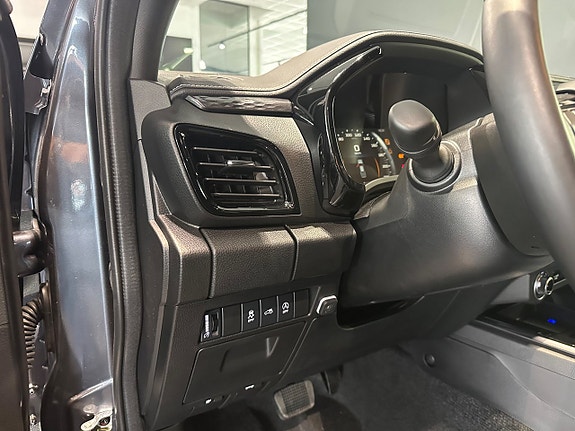 Isuzu D-max 8 of 14