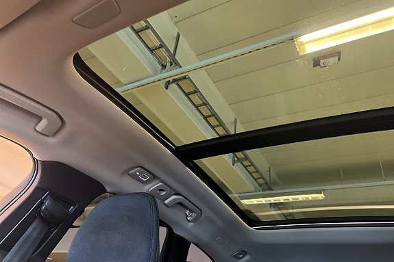Volvo XC60 21 of 26