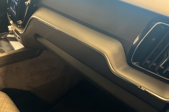 Volvo XC60 18 of 26