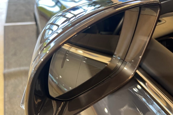 Volvo XC60 12 of 26