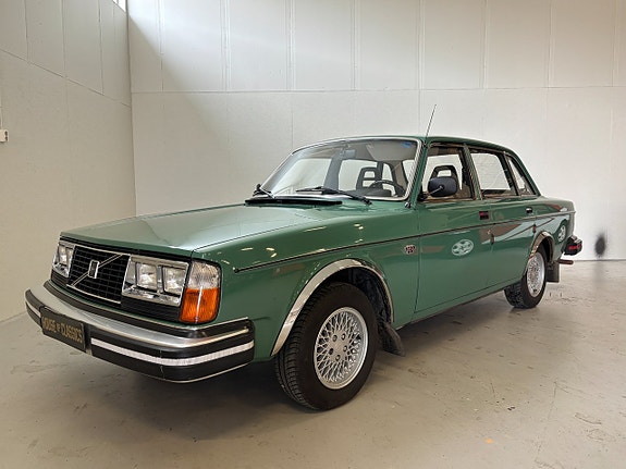 Volvo 244 5 of 5