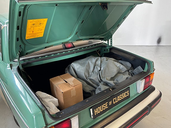 Volvo 244 19 of 24