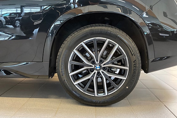 BMW X1 14 of 19