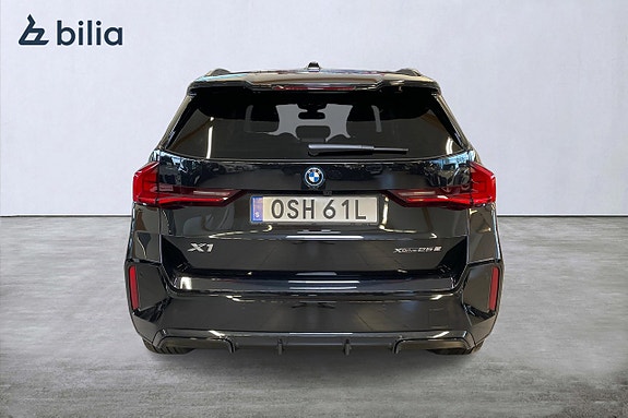 BMW X1 4 of 19